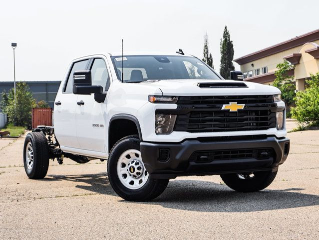 2025 Chevrolet Silverado 3500HD Work Truck in Cars & Trucks in Strathcona County - Image 2