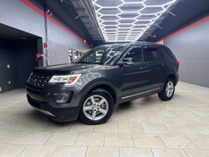 2017 Ford Explorer XLT 4WD 4dr XLT