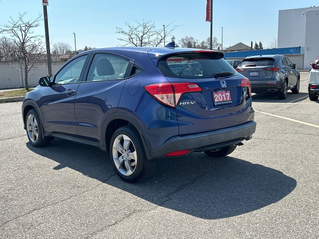  2017 Honda HR-V LX AWD - Bluetooth - Rear Camera - Heated Seats in Cars & Trucks in Mississauga / Peel Region - Image 3