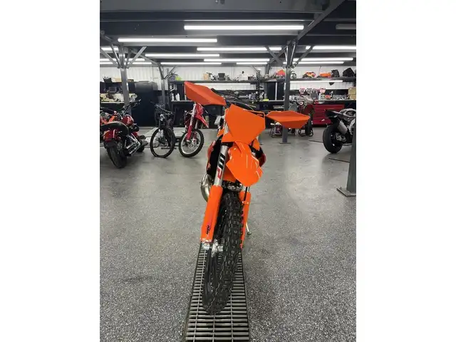2025 KTM 250 XC in Dirt Bikes & Motocross in Granby - Image 8