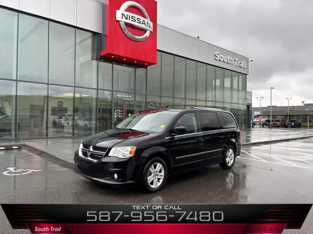 2013 Dodge Grand Caravan Crew in Cars & Trucks in Calgary - Image 2