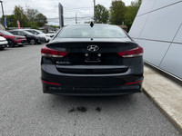 Hyundai Elantra GL Caméra Recul Carplay Siège Chauffant Mags 2017 à vendreBAS KILOMÉTRAGE!!! Sièges... (image 4)