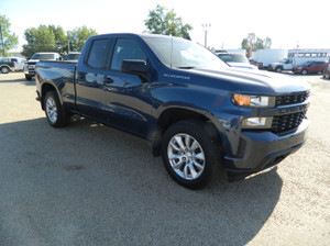 2019 Chevrolet Silverado 1500 Custom 4x4 / Double cab four door short box