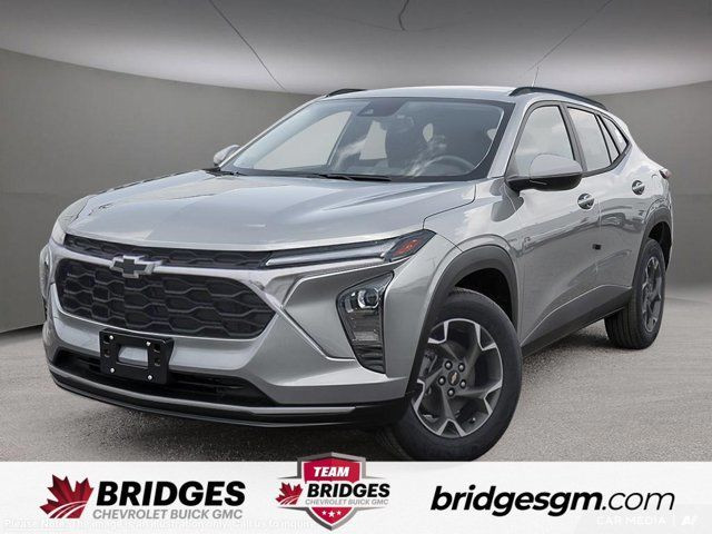 2025 Chevrolet Trax LT | Apple Carplay | Heated Seats | Parking in Cars & Trucks in Saskatoon