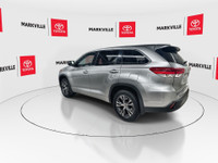 The 2018 Toyota Highlander LE FWD is a popular mid-size SUV known for its family-friendly features,... (image 6)