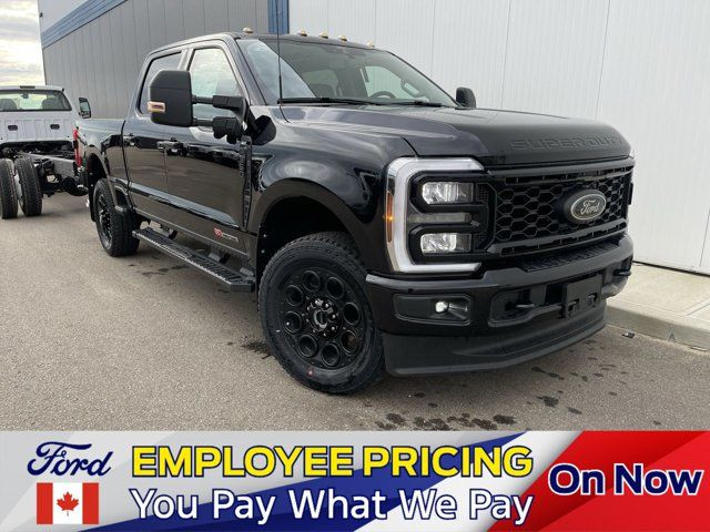 2025 Ford Super Duty F-350 SRW XLT - 613A in Cars & Trucks in Strathcona County