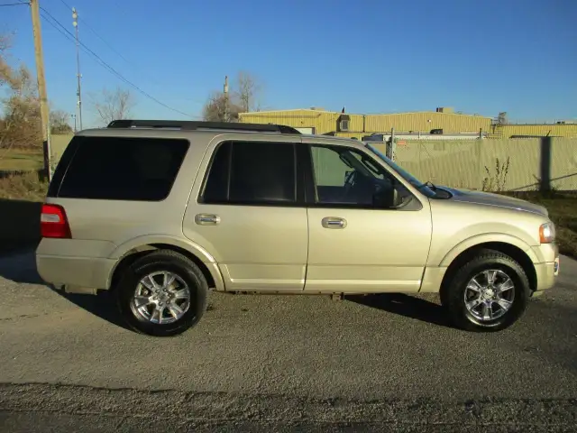 2017 Ford Expedition XLT62863708593922122