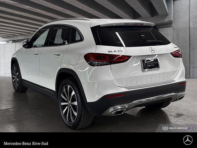 2023 Mercedes-Benz GLA 250 4MATIC SUV | Ensemble Haut de Gamme in Cars & Trucks in Longueuil / South Shore - Image 3