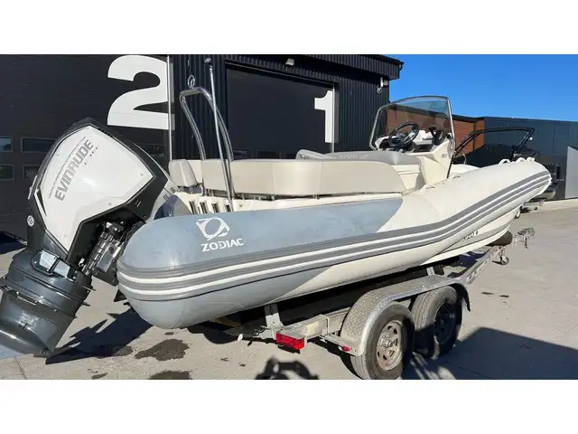 2019 Zodiac N-ZO 680 in Powerboats & Motorboats in Québec City - Image 11