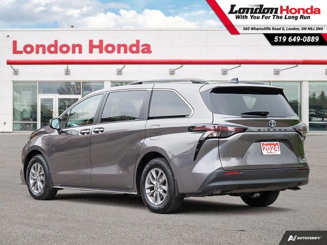 2024 Toyota Sienna XLE in Cars & Trucks in London - Image 3