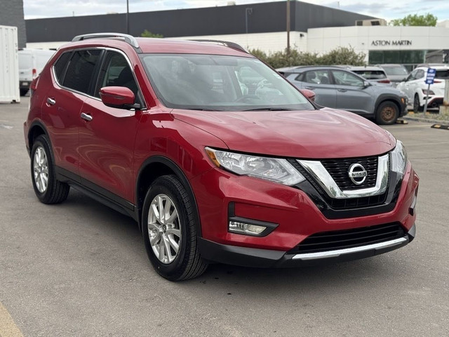 2017 Nissan Rogue SV w/ AWD in Cars & Trucks in Calgary - Image 3