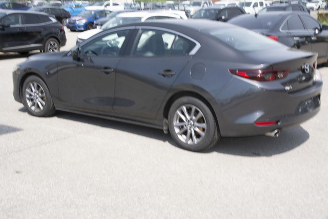 2021 MAZDA 3 PREFERRED in Cars & Trucks in Oshawa / Durham Region - Image 3