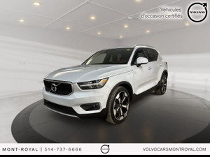 2020 Volvo XC40 Momentum