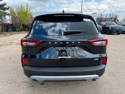 2025 Ford Escape PHEV in Cars & Trucks in Edmonton - Image 4