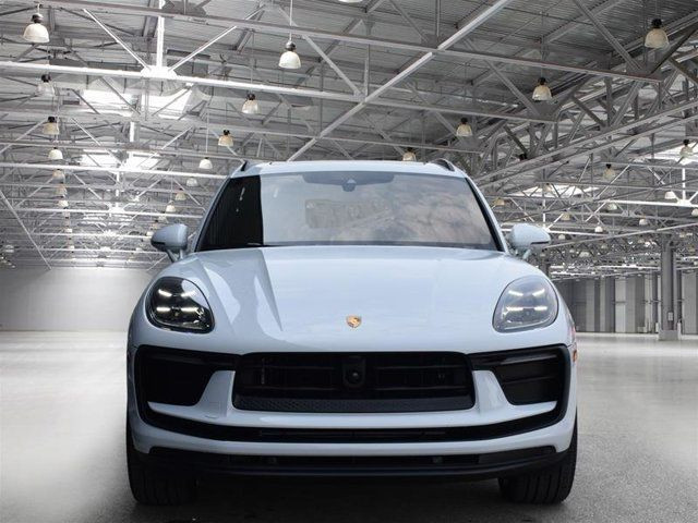 2024 Porsche Macan AWD in Cars & Trucks in London - Image 4