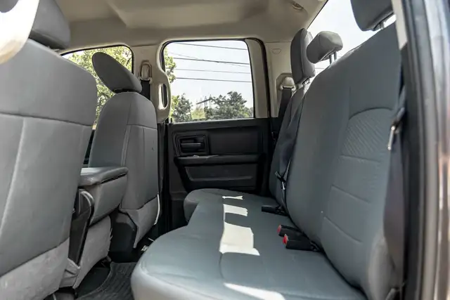 2014 Ram 1500 4WD QUAD CAB 140.5" | CAM | BLUETOOTH | in Cars & Trucks in City of Toronto - Image 9