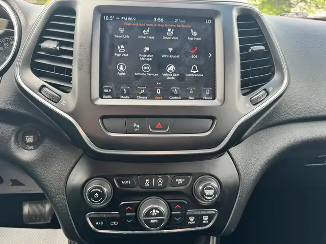 2019 Jeep Cherokee Trailhawk 3.2L 4WD in Cars & Trucks in Calgary - Image 16