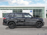 Power Liftgate,Panoramic Roof,Sun/Moonroof,Power Mirror(s),Integrated Turn Signal Mirrors,Rain Sensi... (image 5)