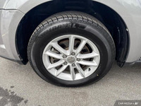 - ACCIDENT FREE - CLOTH SEATS - REMOTE START - NAVIGATION - POWER SUNROOF - REAR SEATS DVD SCREEN w/... (image 9)