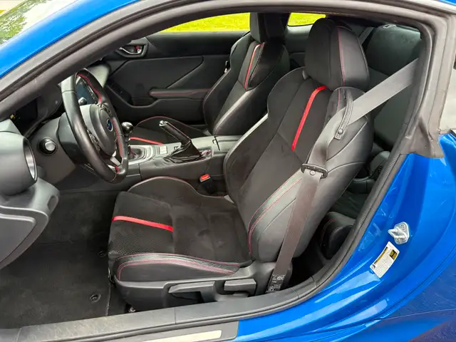 2022 Subaru BRZ Sport-tech Fast 6-Spd Std! Apple CarPlay / An... in Cars & Trucks in Moncton - Image 13