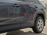 Visit our dealership to explore the recent trade-in of the 2020 TOYOTA RAV4 LE. This exceptional veh... (image 5)