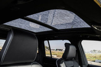 This Jeep Grand Cherokee has a dependable Regular Unleaded V-6 3.6 L/220 engine powering this Automa... (image 7)