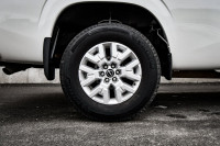 This 2023 Nissan Frontier is for sale today. This 4X4 pickup has 62,005 kms. It's white in colour .... (image 5)