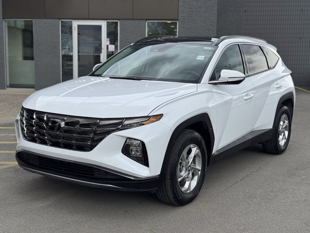 2024 Hyundai Tucson TREND w/ AWD / PANORAMIC ROOF / LOW KMS in Cars & Trucks in Calgary - Image 3