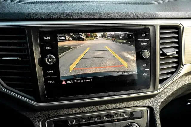 2018 Volkswagen Atlas TRENDLINE FSI 4MOTION | CAM | 7 PASS | HEA in Cars & Trucks in City of Toronto - Image 24