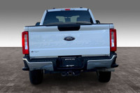 6.7l Power Stroke V8 Diesel W/fx4 Off Road Pkg And 176'' Wb Very Low Kms And Priced To Sell Quickly!... (image 3)