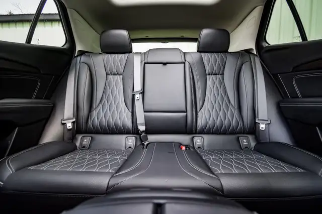 2022 Buick Envision Avenir • SUNROOF • BOSE AUDIO • HUD • LEATHE in Cars & Trucks in Kingston - Image 35