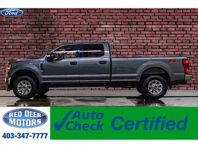 **ONE OWNER - ACCIDENT FREE** 49,326 KM This 2022 Ford F-250 4x4 Crew Cab XLT FX4 Longbox is powered...
