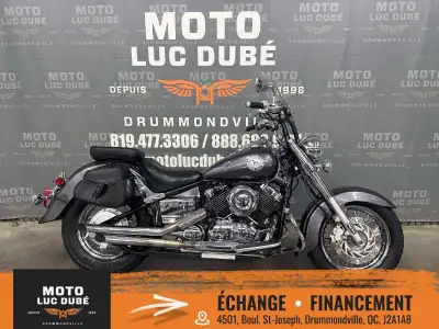 Yamaha V-Star 650 Classic 2005 SEULEMENT 19 466 KM PARE-BRISE SACOCHES PORTE-BAGAGES REPOSES-PIEDS P...