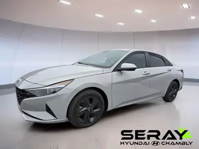 Hyundai Elantra Preferred IVT avec ensemble Soleil et technologie 2022