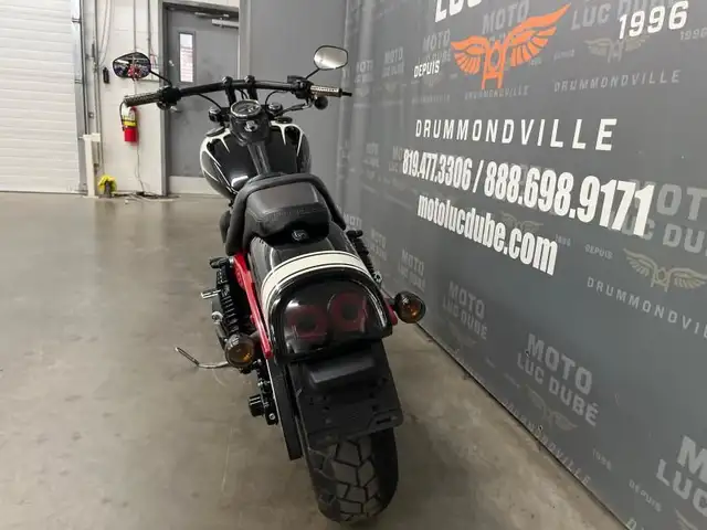 2014 Harley-Davidson FXDF Fat Bob in Street, Cruisers & Choppers in Drummondville - Image 11