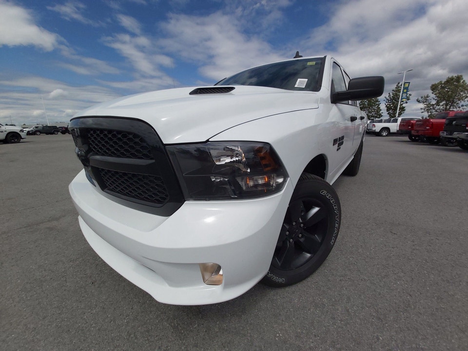 2022 Ram 1500 Classic NIGHT EDITION