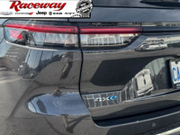 2022 JEEP GRAND CHEROKEE BASE 4XE Baltic Grey Metallic Black Leather Seats Perforated -- Optional Eq... (image 8)