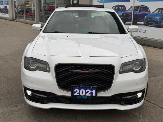 2021 Chrysler 300 in Cars & Trucks in Mississauga / Peel Region - Image 2