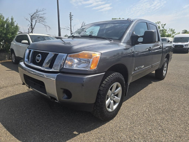 2015 Nissan Titan SV | HTD SEATS | REM START | TOW PKG in Cars & Trucks in Calgary - Image 4