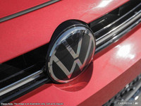 This Volkswagen Jetta delivers a Intercooled Turbo Regular Unleaded I-4 1.5 L/91 engine powering thi... (image 9)