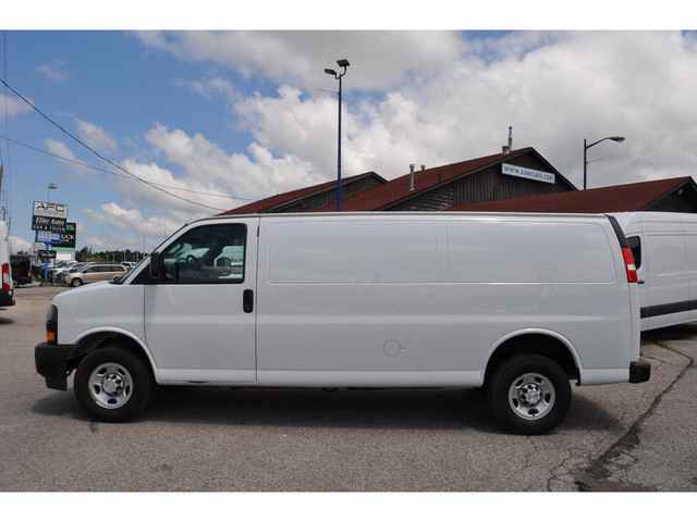 2020 Chevrolet Express 2500 2500/155 Wheel Base/Certified/Back U in Cars & Trucks in Markham / York Region - Image 2