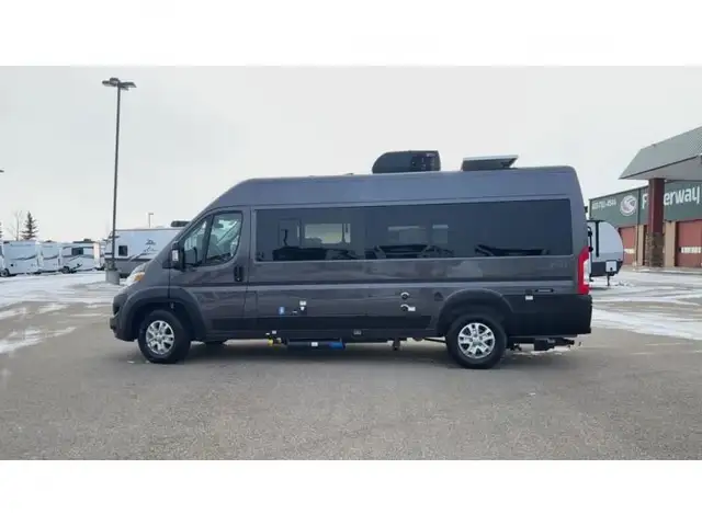 2024 Thor Dazzle 2LB in RVs & Motorhomes in Red Deer - Image 6