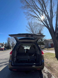 2014 Toyota Sienna LE V6