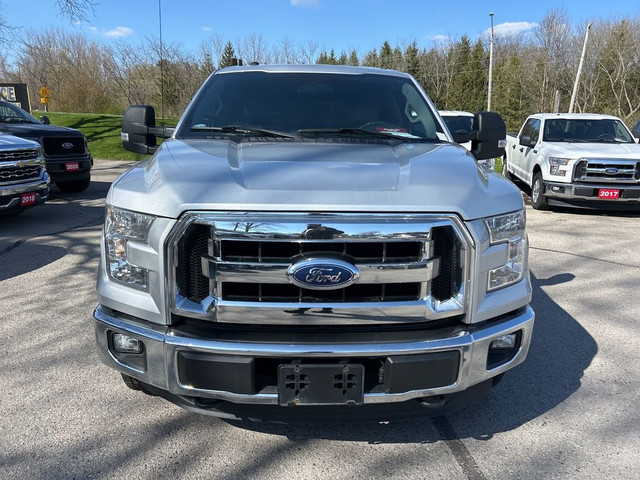  2016 Ford F-150 XLT, 4X4, CLEAN CARFAX, BACKUP CAM, 3 PASSENGER in Cars & Trucks in London - Image 3