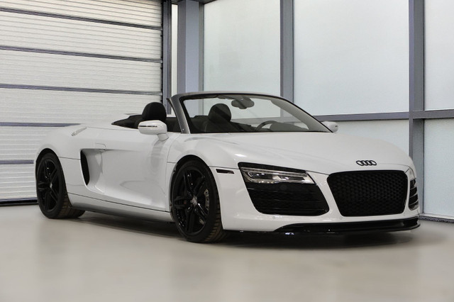 2014 Audi R8 Spyder V8 430HP / Carbone / Black Optics / B & O /  in Cars & Trucks in Longueuil / South Shore