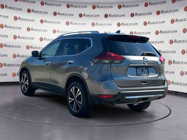 2019 Nissan Rogue SV / Back Up Camera / Heated Seats in Cars & Trucks in Calgary - Image 4