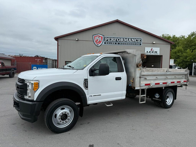 2017 Ford F-550 4WD Reg Cab WB 120 in Cars & Trucks in Belleville - Image 3