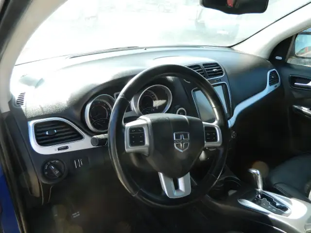 2012 Dodge Journey R/T EDITION ALL WHEEL DRIVE  in Cars & Trucks in Edmonton - Image 9
