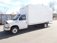 2019 Ford E450 Cube Van 6,2, V8, gas, auto, air, radio 16 ft freight box, roll up door Loading ramp,... (image 1)