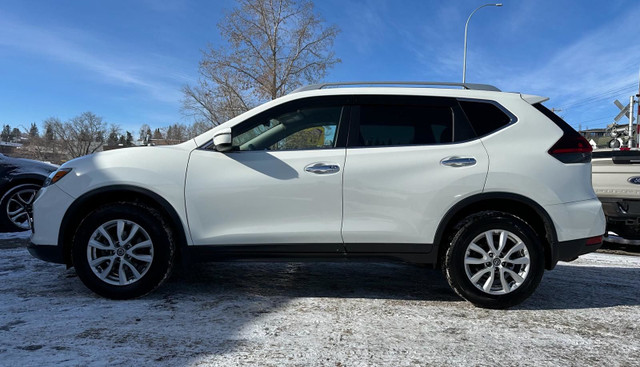 2019 Nissan Rogue SV in Cars & Trucks in Calgary - Image 3